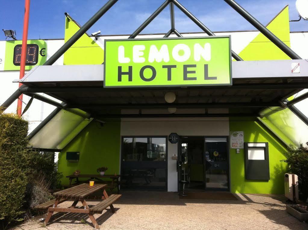 Lemon Hotel Dreux Chartres Exterior photo